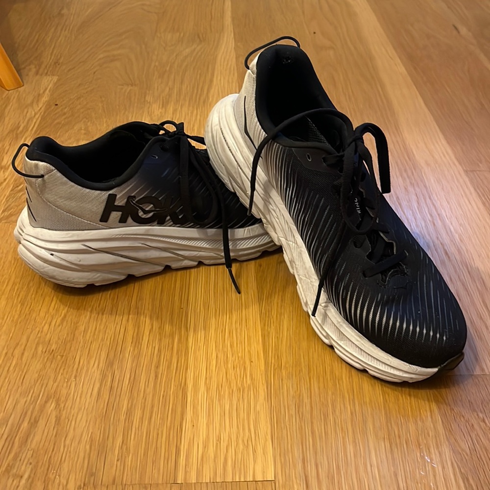 Hoka Rincon 3 running sneakers. Good condition